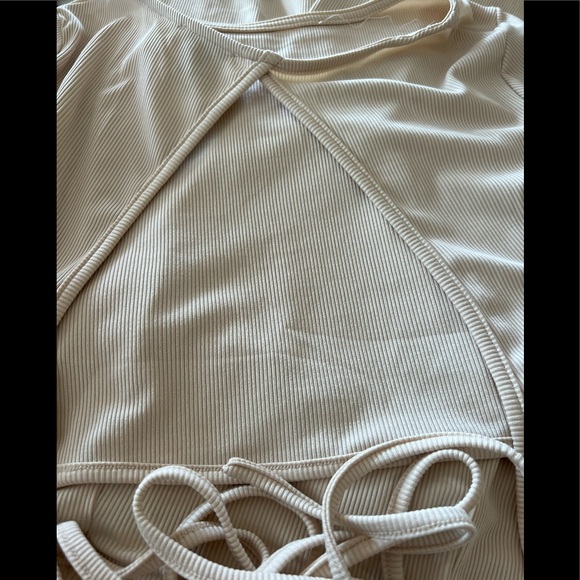 PRINCESS POLLY TOP - Picture 3 of 4